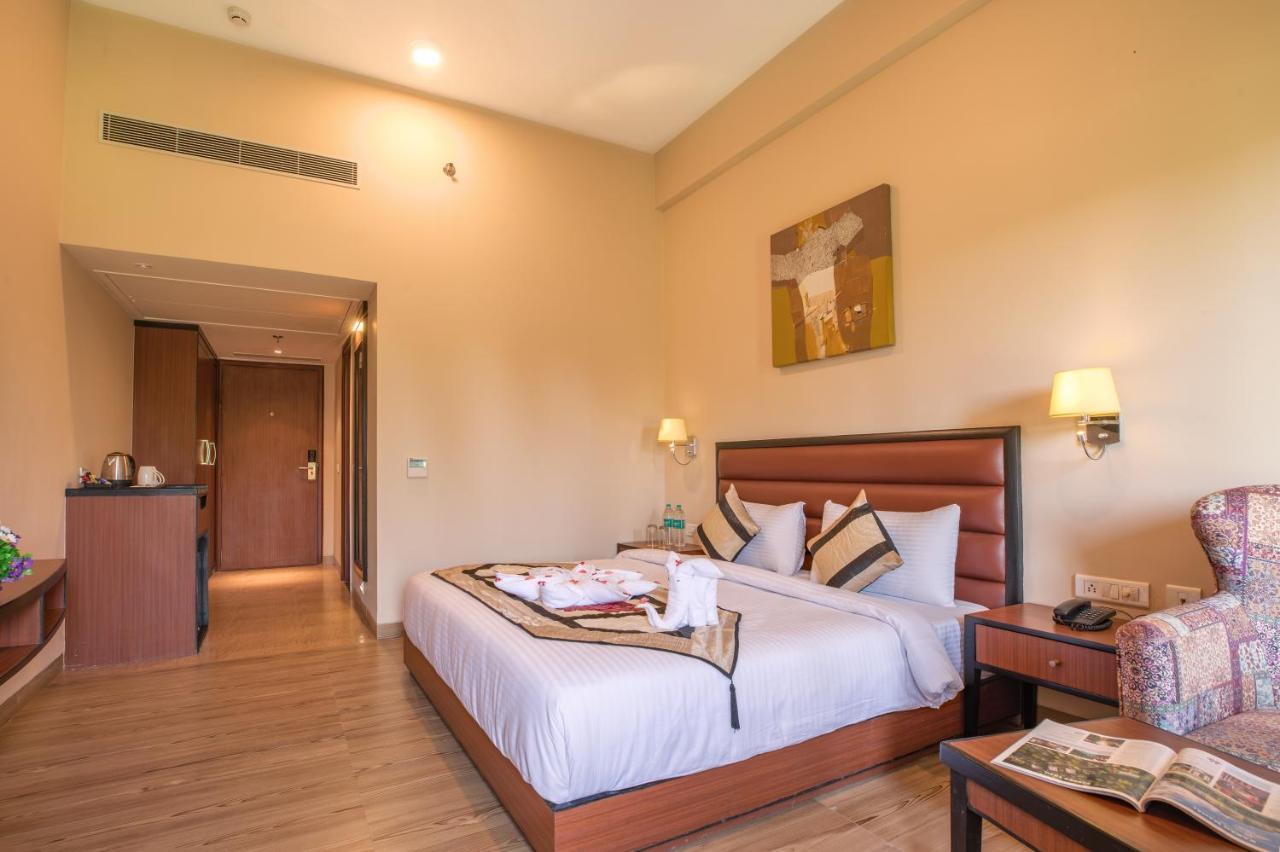 The Lalita Grand Mathura- Vrindavan Екстер'єр фото